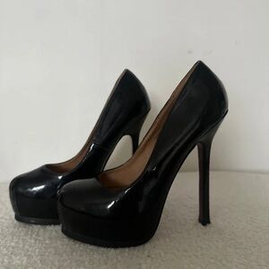 Elegant Black Stiletto Heels